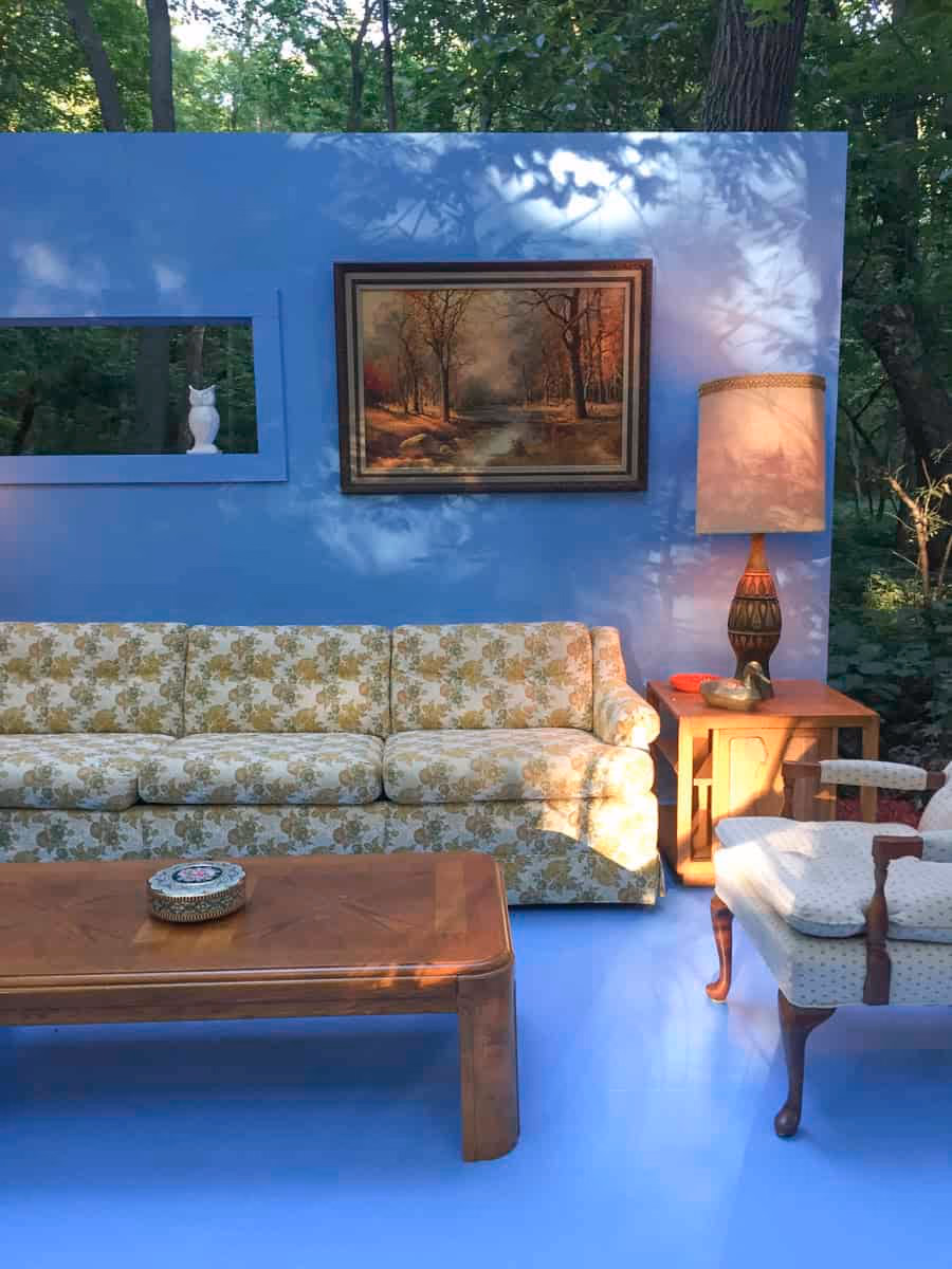 Living Room — image 2