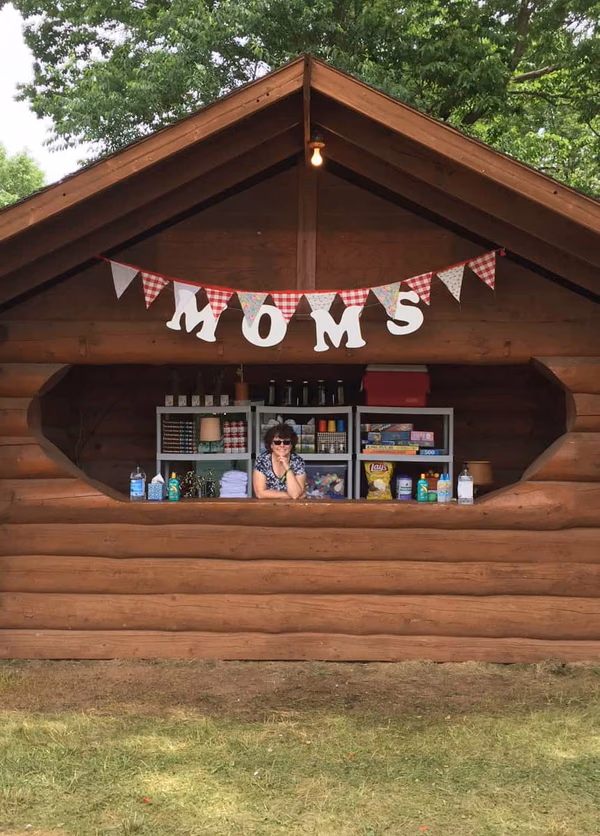 Mom Booth — image 15